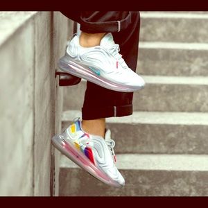 Nike Air Max 720 Wolf Grey Teal and Nebula Red